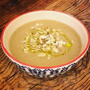 maroccan spiced cauliflower and almond soup