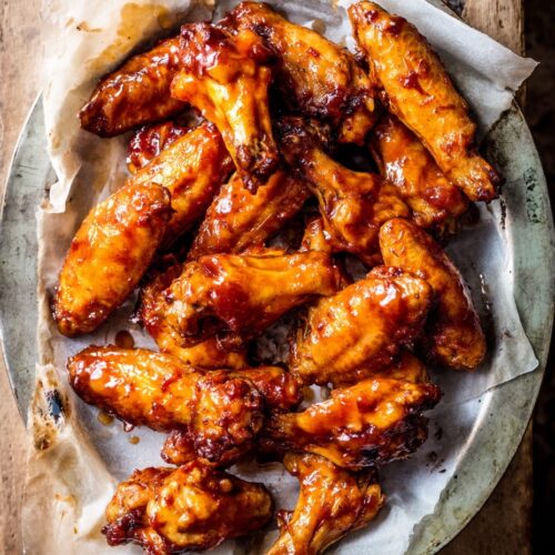 Classic Pub-Style Honey BBQ Chicken Wings