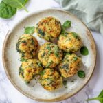 Croquettes with spinach, cheese and nutmeg