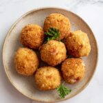 Easy croquettes with ham and béchamel sauce